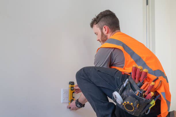 Best Licensed Electrician  in Red Lick, TX